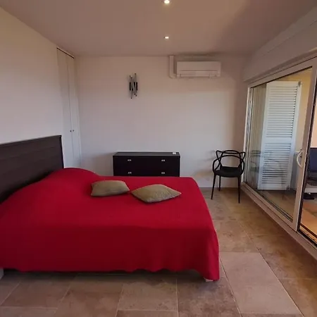Holiday home Clos De La Madrague 311