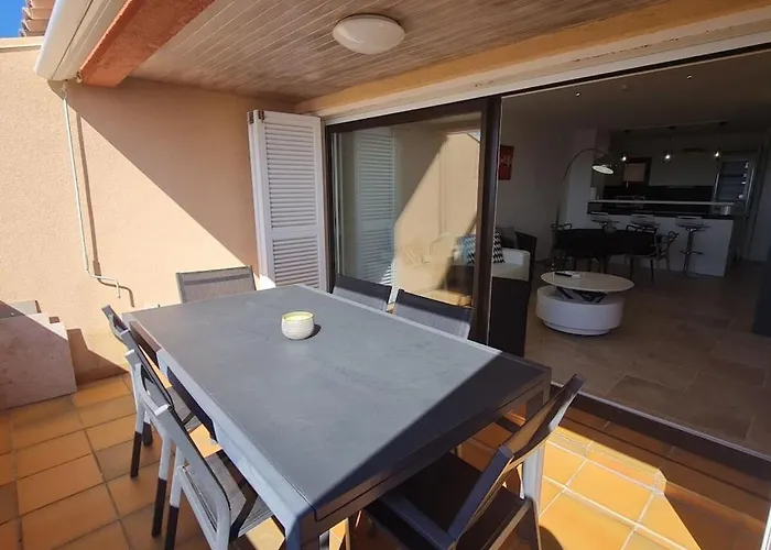 בית נופש Clos De La Madrague 311 *